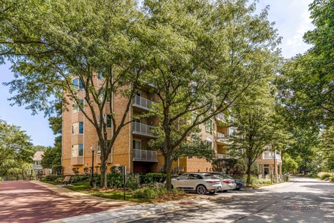Photo of 1705 Pavilion Way #407, Park Ridge, IL 60068 (MLS # 12758835)