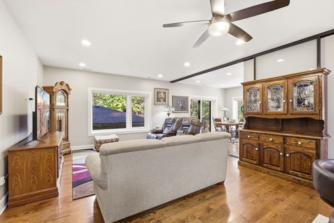 Tiny photo for 645 Custer Avenue #103, Evanston, IL 60202 (MLS # 12505590)