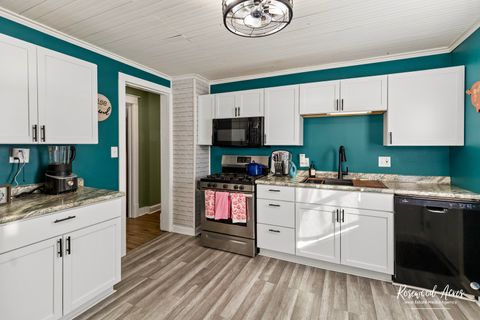 Tiny photo for 508 Whitley Avenue, Joliet, IL 60433 (MLS # 12557174)