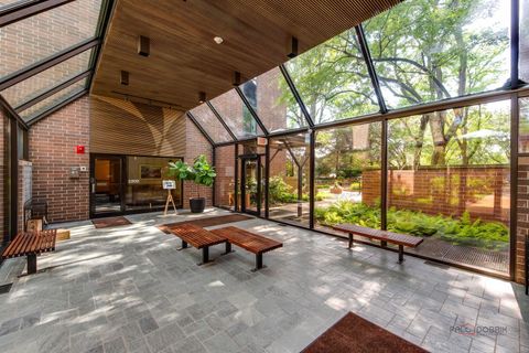 Tiny photo for 2200 Bouterse Street #407, Park Ridge, IL 60068 (MLS # 12526250)