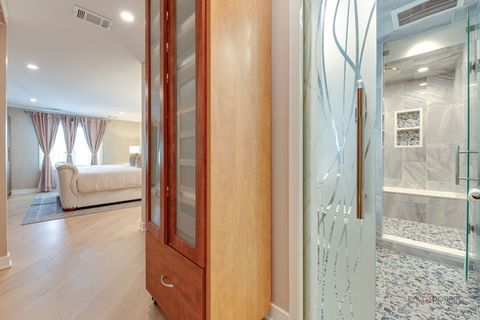 Tiny photo for 2200 Bouterse Street #407, Park Ridge, IL 60068 (MLS # 12526250)