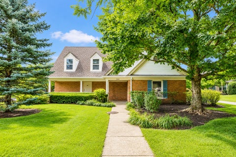 Tiny photo for 1404 NOTTINGHAM Court #C2, Wheeling, IL 60090 (MLS # 12782582)