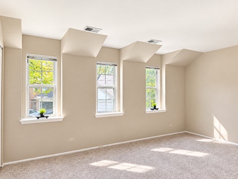 Tiny photo for 1404 NOTTINGHAM Court #C2, Wheeling, IL 60090 (MLS # 12782582)