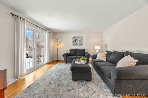 Tiny photo for 953 Cordova Court, Wheaton, IL 60189 (MLS # 12535889)