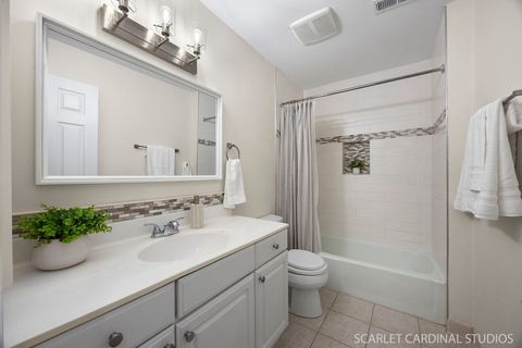 Tiny photo for 953 Cordova Court, Wheaton, IL 60189 (MLS # 12535889)