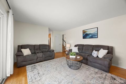 Tiny photo for 953 Cordova Court, Wheaton, IL 60189 (MLS # 12535889)