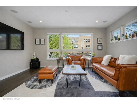 Tiny photo for 1320 N Moorman Street, Chicago, IL 60622 (MLS # 12602185)