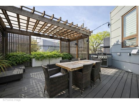 Tiny photo for 1320 N Moorman Street, Chicago, IL 60622 (MLS # 12602185)