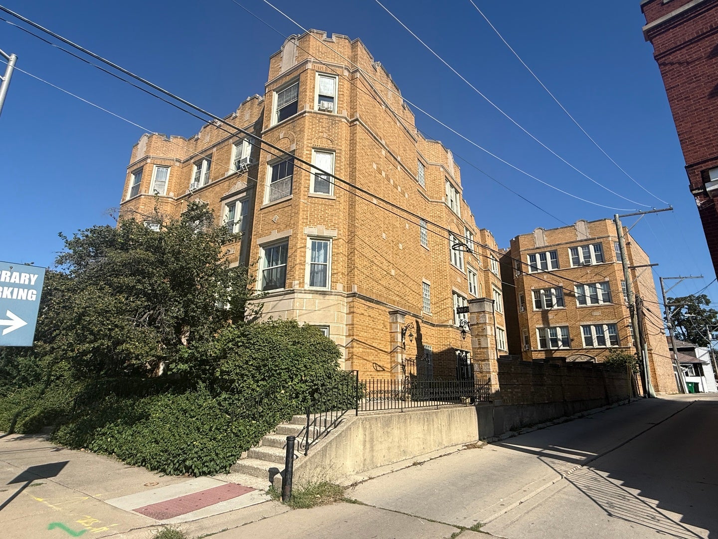 7639 W Jackson Boulevard 1E