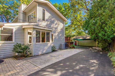 Tiny photo for 305 Dunbar Road, Mundelein, IL 60060 (MLS # 12773677)
