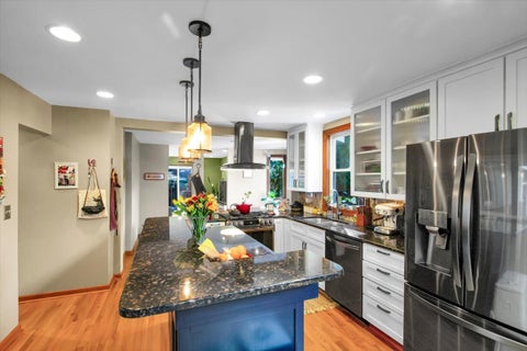 Tiny photo for 305 Dunbar Road, Mundelein, IL 60060 (MLS # 12773677)