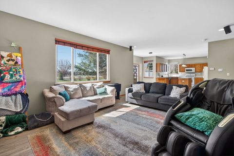 Tiny photo for 2993 Stirling Court, Montgomery, IL 60538 (MLS # 12605163)