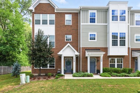 Photo of 158 Canterbury Way, Lake Zurich, IL 60047 (MLS # 12493175)