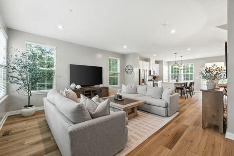 Tiny photo for 158 Canterbury Way, Lake Zurich, IL 60047 (MLS # 12493175)