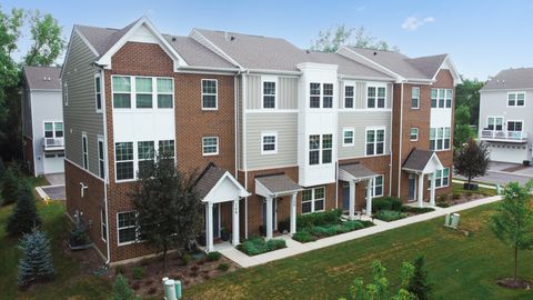 Tiny photo for 158 Canterbury Way, Lake Zurich, IL 60047 (MLS # 12493175)