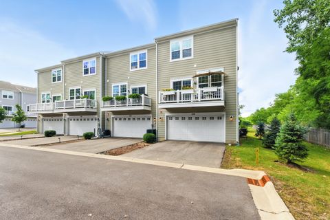 Tiny photo for 158 Canterbury Way, Lake Zurich, IL 60047 (MLS # 12493175)