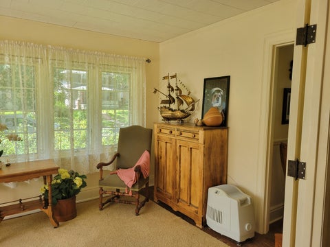 Tiny photo for 2404 Pershing Avenue, Davenport, IA 52803 (MLS # 12697500)