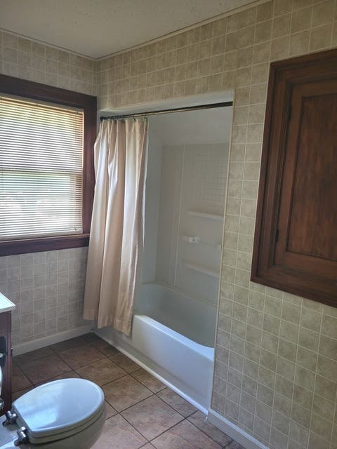 Tiny photo for 2404 Pershing Avenue, Davenport, IA 52803 (MLS # 12697500)