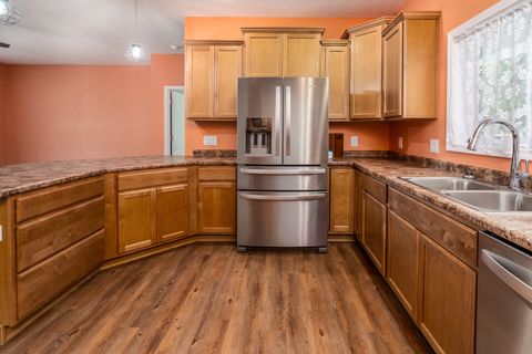 Tiny photo for 18562 E Hill Street, Mt Vernon, IL 62864 (MLS # 12633831)