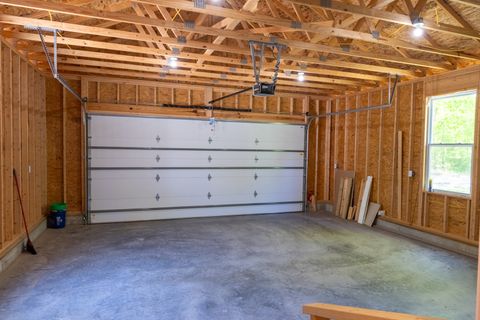 Tiny photo for 18562 E Hill Street, Mt Vernon, IL 62864 (MLS # 12633831)
