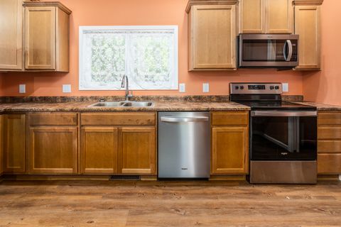 Tiny photo for 18562 E Hill Street, Mt Vernon, IL 62864 (MLS # 12633831)