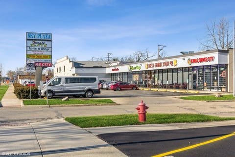 Tiny photo for 9848 W Roosevelt Road, Westchester, IL 60154 (MLS # 12720850)