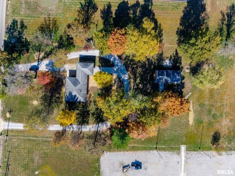 Tiny photo for 503 AIRPORT Road, Centralia, IL 62801 (MLS # EB460423)