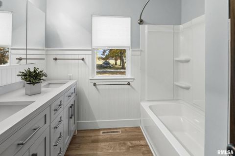 Tiny photo for 503 AIRPORT Road, Centralia, IL 62801 (MLS # EB460423)