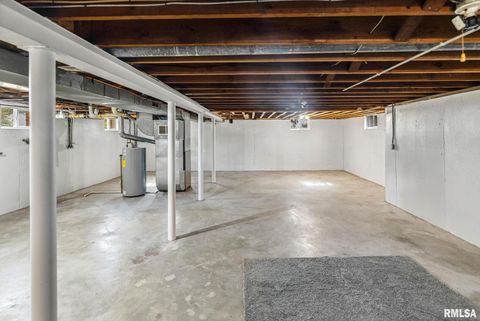 Tiny photo for 503 AIRPORT Road, Centralia, IL 62801 (MLS # EB460423)