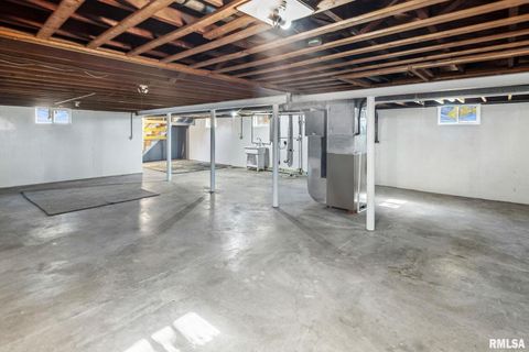 Tiny photo for 503 AIRPORT Road, Centralia, IL 62801 (MLS # EB460423)