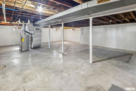 Tiny photo for 503 AIRPORT Road, Centralia, IL 62801 (MLS # EB460423)