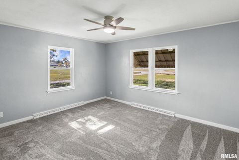 Tiny photo for 503 AIRPORT Road, Centralia, IL 62801 (MLS # EB460423)