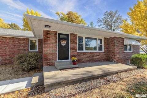 Tiny photo for 503 AIRPORT Road, Centralia, IL 62801 (MLS # EB460423)