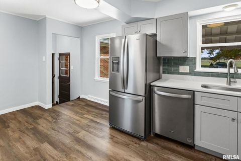 Tiny photo for 503 AIRPORT Road, Centralia, IL 62801 (MLS # EB460423)