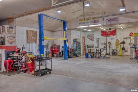 Tiny photo for 10950 PRESTWICK Drive, Benton, IL 62812 (MLS # EB457169)