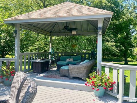 Tiny photo for 10950 PRESTWICK Drive, Benton, IL 62812 (MLS # EB457169)