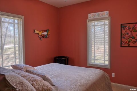 Tiny photo for 10950 PRESTWICK Drive, Benton, IL 62812 (MLS # EB457169)