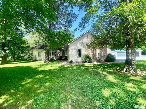 Photo of 10950 PRESTWICK Drive, Benton, IL 62812 (MLS # EB457169)