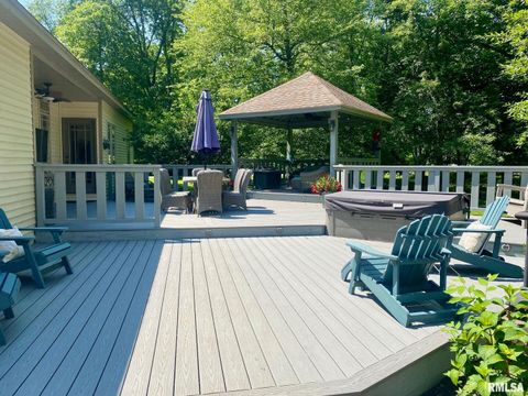 Tiny photo for 10950 PRESTWICK Drive, Benton, IL 62812 (MLS # EB457169)