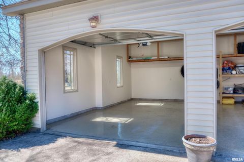 Tiny photo for 10950 PRESTWICK Drive, Benton, IL 62812 (MLS # EB457169)