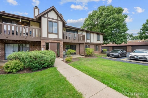 Tiny photo for 221 Uteg Street #C, Crystal Lake, IL 60014 (MLS # 12729530)