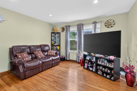 Tiny photo for 1162 HYANNIS Circle, Carol Stream, IL 60188 (MLS # 12720863)