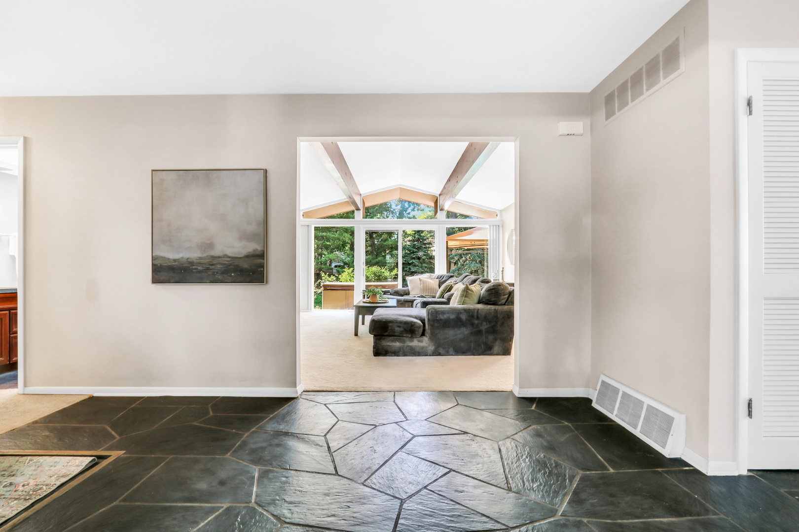 230 N Alleghany Road