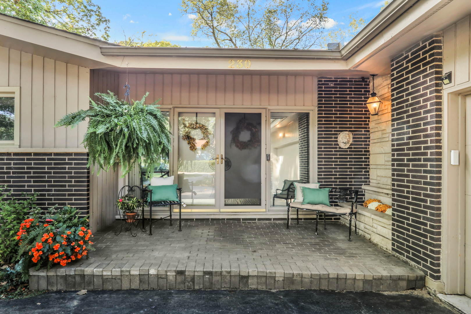 230 N Alleghany Road