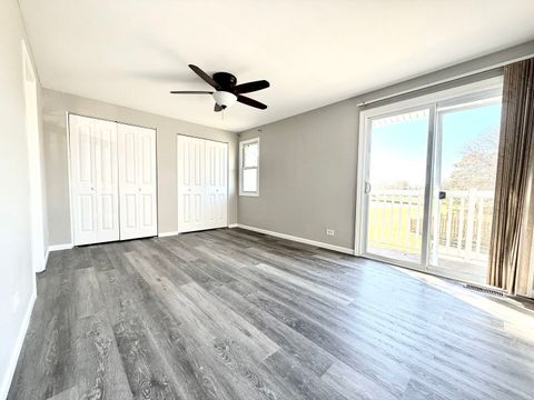 Tiny photo for 747 Cove Court, Bartlett, IL 60103 (MLS # 12606838)