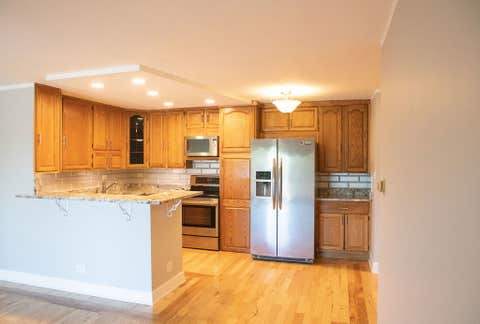 Tiny photo for 16 E Old Willow Road #206-S, Prospect Heights, IL 60070 (MLS # 12722081)
