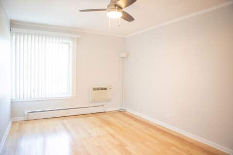 Tiny photo for 16 E Old Willow Road #206-S, Prospect Heights, IL 60070 (MLS # 12722081)
