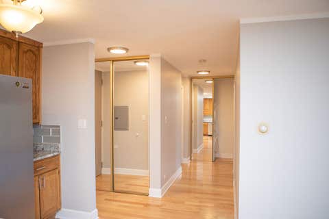 Tiny photo for 16 E Old Willow Road #206-S, Prospect Heights, IL 60070 (MLS # 12722081)
