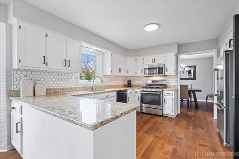 Tiny photo for 602 Highbury Lane, Geneva, IL 60134 (MLS # 12529305)