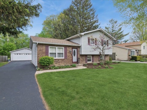 Photo of 38187 N North Shore Avenue, Beach Park, IL 60087 (MLS # 12653018)